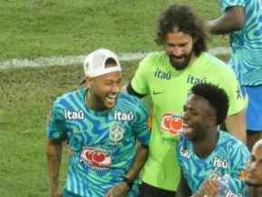A atmosfera Neymar: como o camisa 10 dominou o Maracanã sem entrar em campo