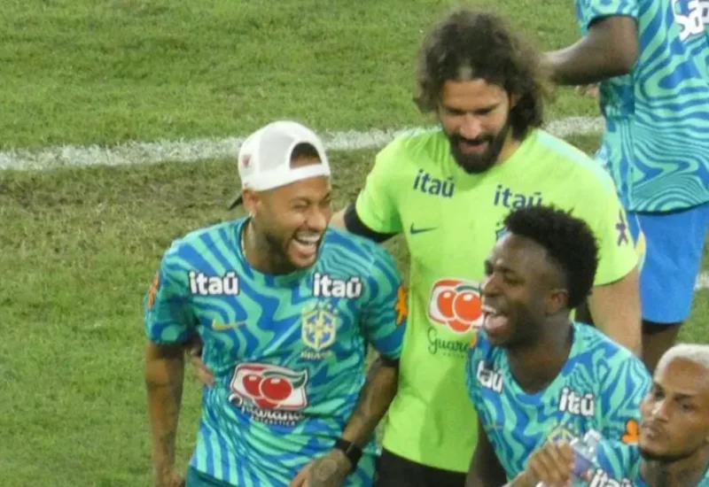 A atmosfera Neymar: como o camisa 10 dominou o Maracanã sem entrar em campo