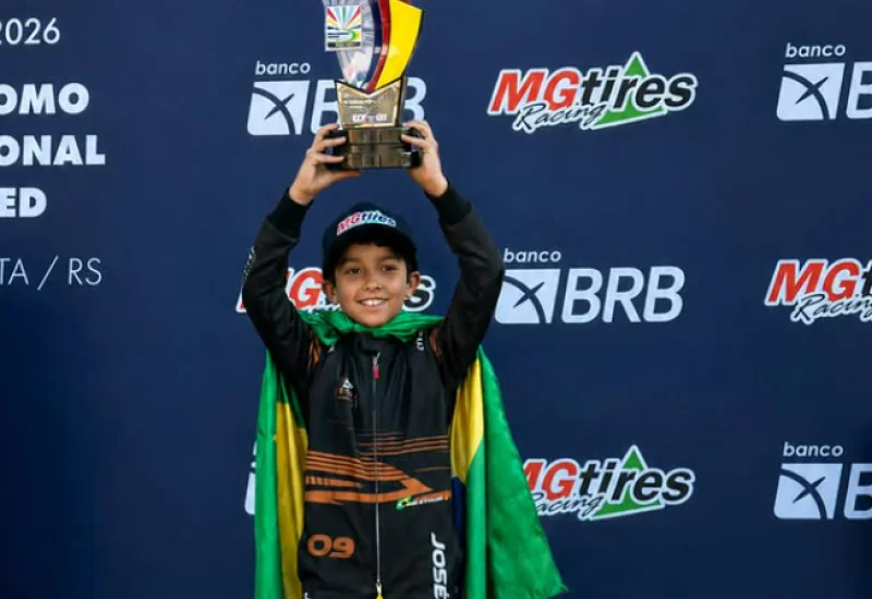 Piloto mirim de São Mateus conquista pódio no campeonato sul-americano de kart