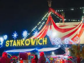 DIA DO CIRCO – A logística do encantamento: os desafios e a economia dos circos itinerantes no Norte Capixaba