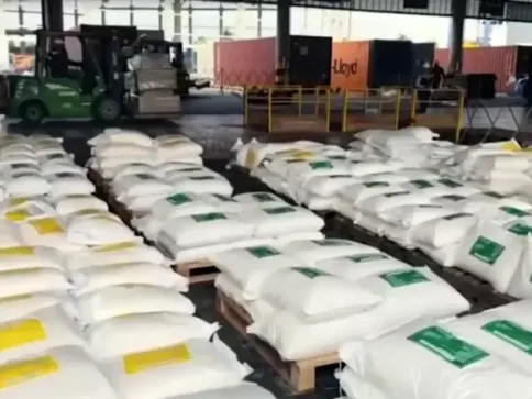  Colômbia realiza maior apreensão de cocaína em 10 anos com 7,6 toneladas