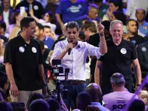 Ricardo Ferraço é oficializado candidato à reeleição e apresenta “Pacto com o Futuro” para o Espírito Santo