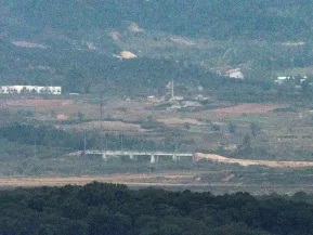 Coreia do Norte ameaça Coreia do Sul após acusação por explosão de mina