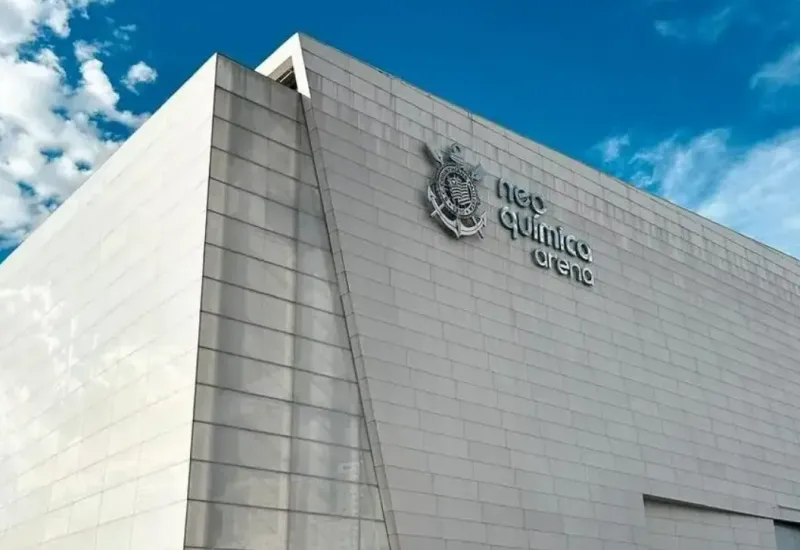 Corinthians e Caixa avançam em acordo por dívida da Arena