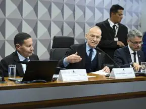 Comissão aprova relatório final da CPI do Crime Organizado com foco em milícias e lavagem de dinheiro