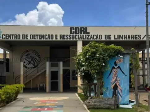 Detento foge de presídio e desaparece após entrar em mata em Linhares