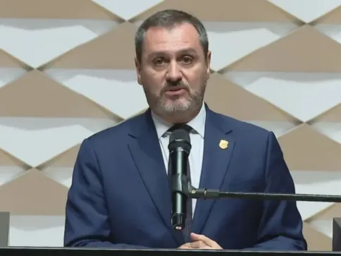 Dino determina recondução de Andrei Rodrigues ao comando da PF