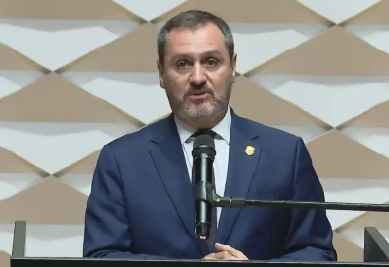 Dino determina recondução de Andrei Rodrigues ao comando da PF