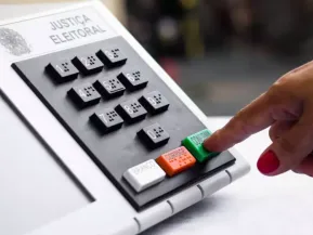Tribunal Superior Eleitoral estabelece regras para uso de IA nas eleições