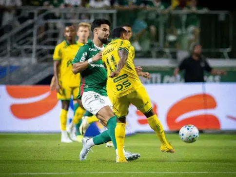 Em busca da manutenção da liderança, Palmeiras desafia retrospecto equilibrado contra Mirassol