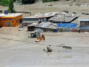 Enchente no Nepal deixa 384 turistas desaparecidos; 291 são estrangeiros