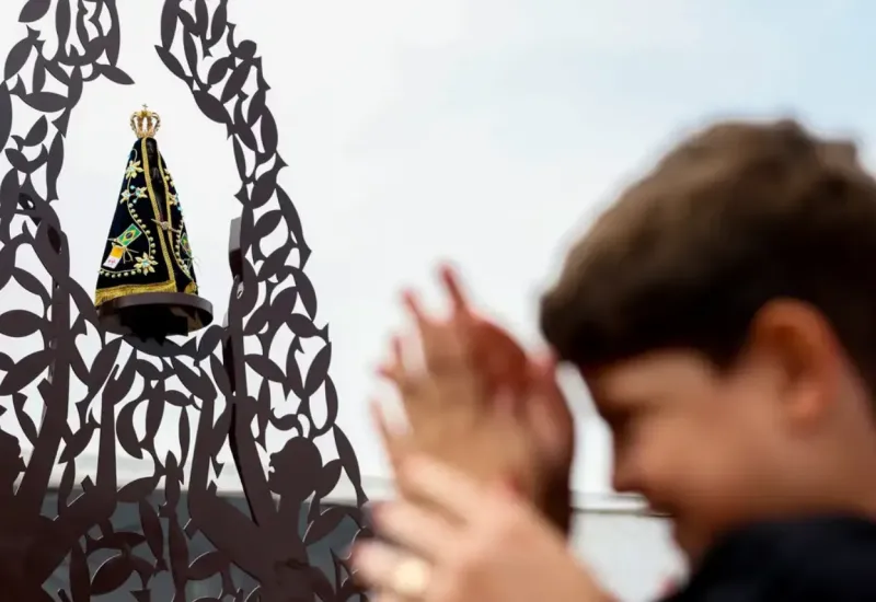 Entenda como Nossa Senhora Aparecida se tornou padroeira do Brasil