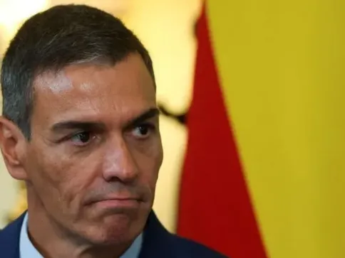 Espanha convoca eleição antecipada em meio a crise no Parlamento