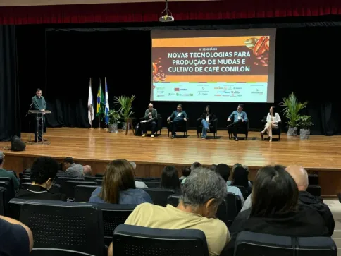 Especialistas de todo o Brasil discutem futuro do café Conilon em Linhares