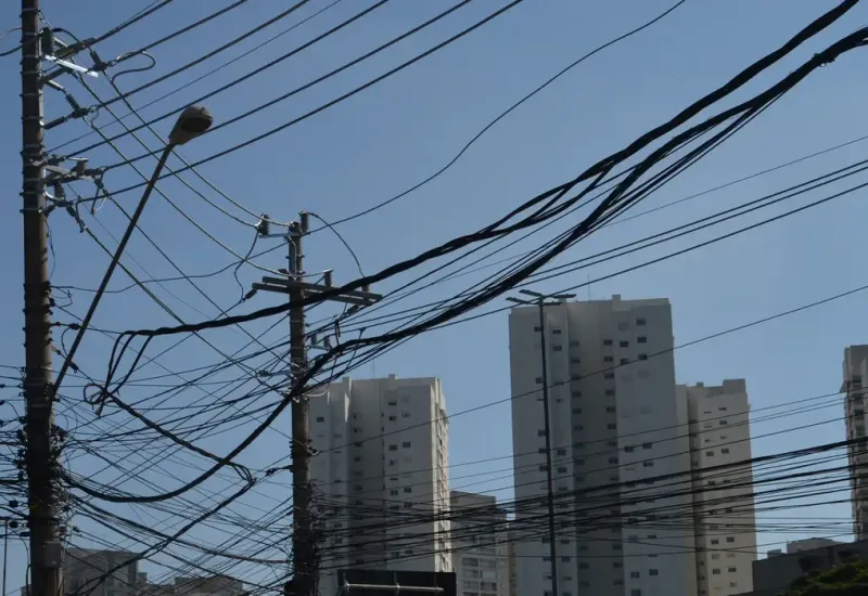 Em abril a conta de luz continua no patamar mais baixo, sem taxa extra