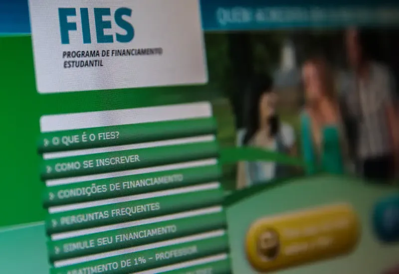 MEC divulga nova convocação para lista de espera do Fies 2026