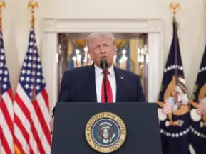 “Dia da Ponte e da Usina”: A retórica nuclear de Trump e o risco de escalada total no Estreito de Ormuz