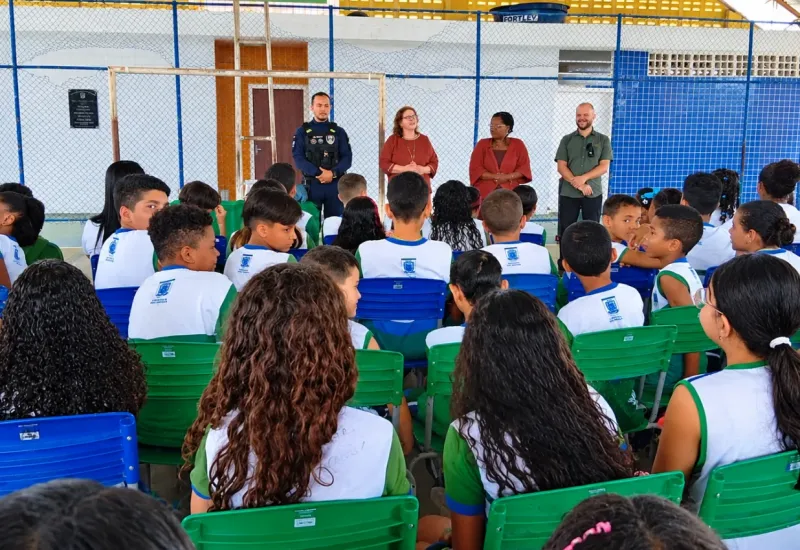 Guarda Municipal leva ação de prevenção à violência para escola de São Mateus