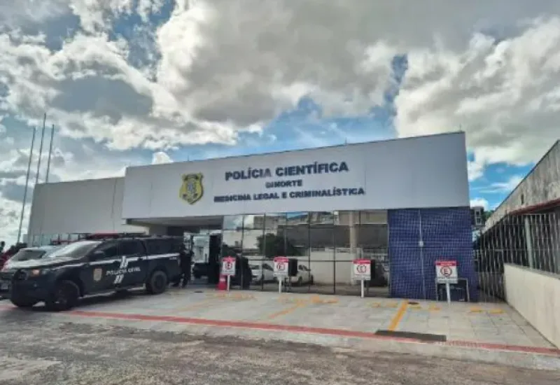 Homem é morto a tiros no quintal de casa em Linhares