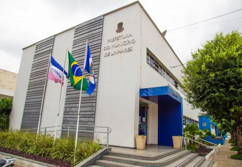 Prefeitura de Linhares terá expediente das 7h às 12h nesta segunda (29)