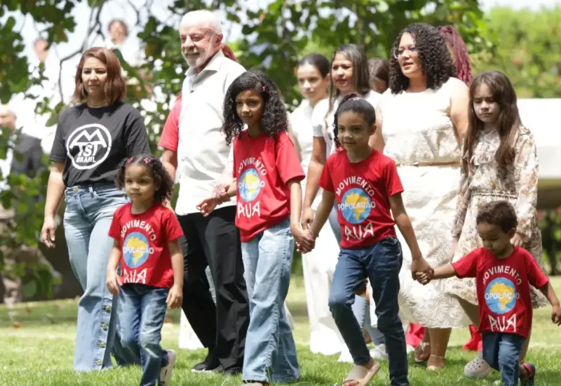 Lula defende respeito às religiões no Dia de Nossa Senhora Aparecida
