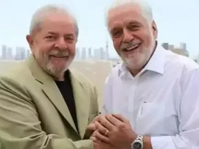 Lula evita falar de Jaques Wagner e ele deve seguir líder do governo