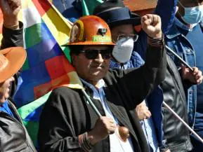 Bolívia vive uma ‘rebelião’ contra um governo ‘submisso’ aos EUA, diz Evo Morales