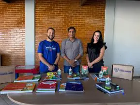 Volta às aulas 2026: Prefeitura de Pedro Canário apresenta kits escolares para mais de 3 mil alunos da rede municipal