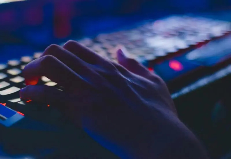 OPERAÇÃO DESCONECTADO: PCES desmantela “Teatro do Horror” no Discord liderado por adolescente na Serra