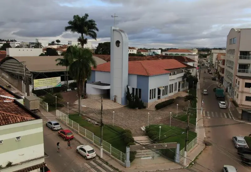 Prefeitura de Pinheiros intensifica obras de infraestrutura e mutirão de saúde no município
