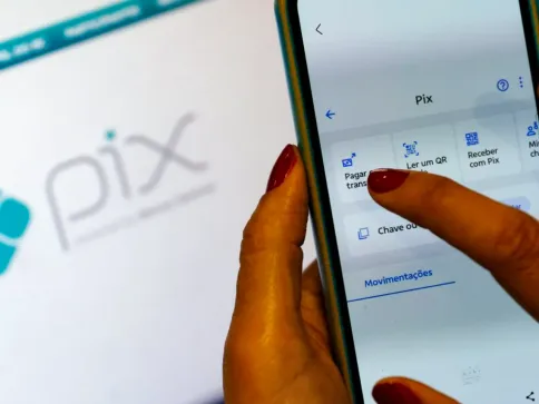 Pix terá novas regras para fraudes, cobrança híbrida e contas-salário