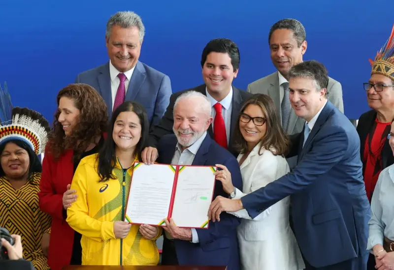 Lula envia para o Congresso projetos que criam a Unind e UFEsporte