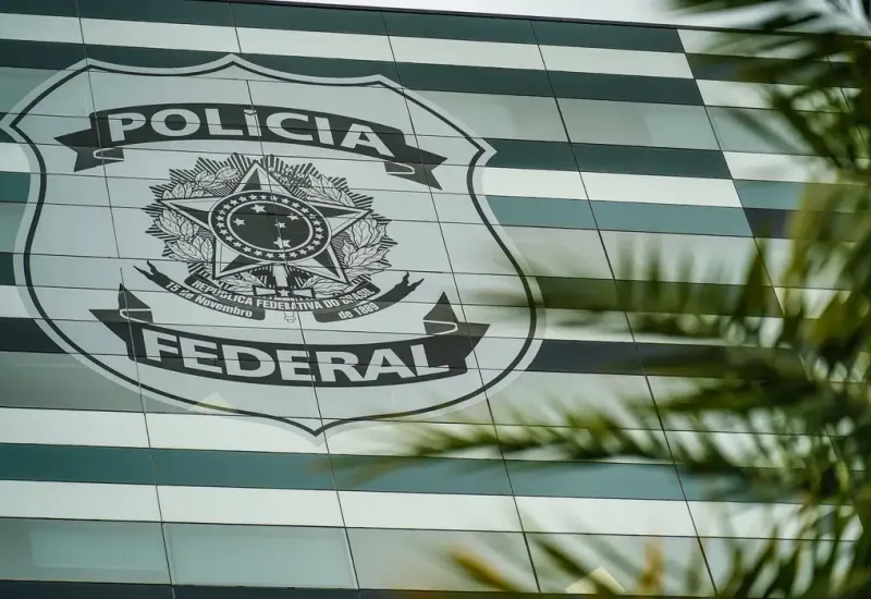 PF mira esquema de falsificação de diplomas acadêmicos em Brasília