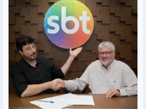 Danilo Gentili renova contrato com o SBT e esclarece “trollagem” sobre suposta saída