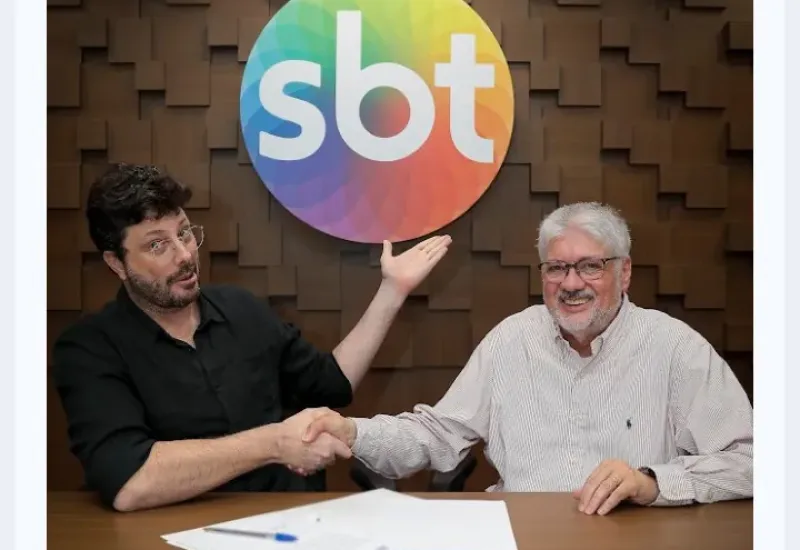 Danilo Gentili renova contrato com o SBT e esclarece “trollagem” sobre suposta saída