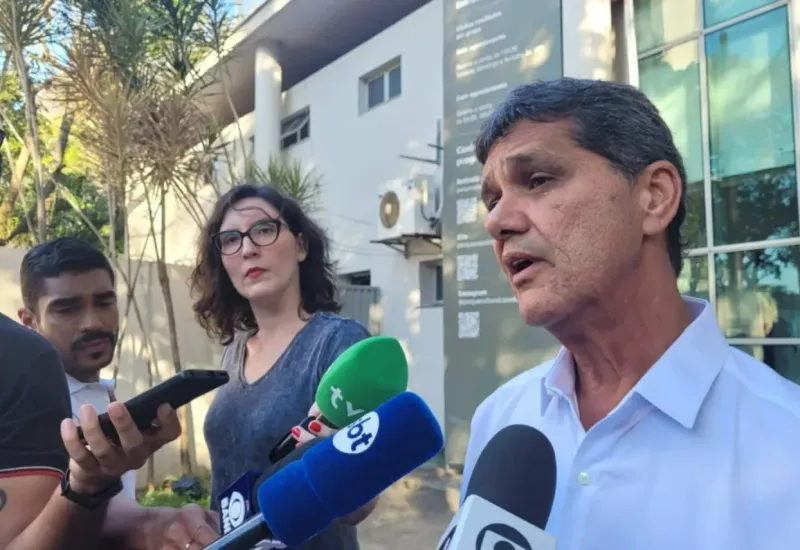 “Vamos conversar com todo mundo", diz Ricardo sobre eventual diálogo com o PT