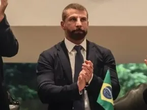 Vasco libera contrato da SAF com empresa de Lamacchia para análise do Conselho Deliberativo
