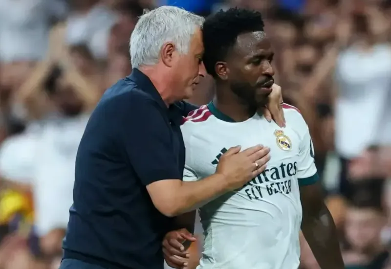 Vini Jr. perde espaço com Mourinho e vive crise no Real Madrid
