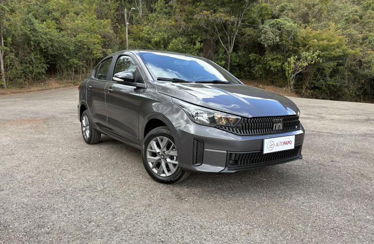 O Fiat Cronos 1.0 não é rápido, mas pelo menos bebe pouco (Foto: Marcelo Jabulas | AutoPapo)