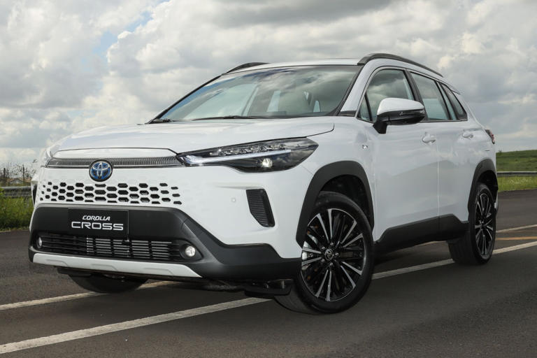 O formato de SUV prejudica o Corolla Cross, mas ele compensa sendo mais fácil de manobrar (Foto: Toyota | Divulgação)