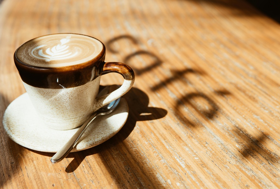 pexels elletakesphotos 2101150 1