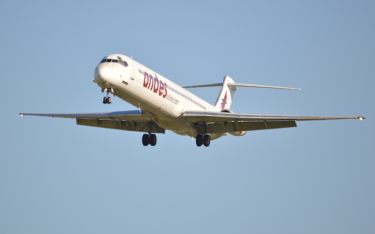 mcdonnell douglas md 83 andes martin romero