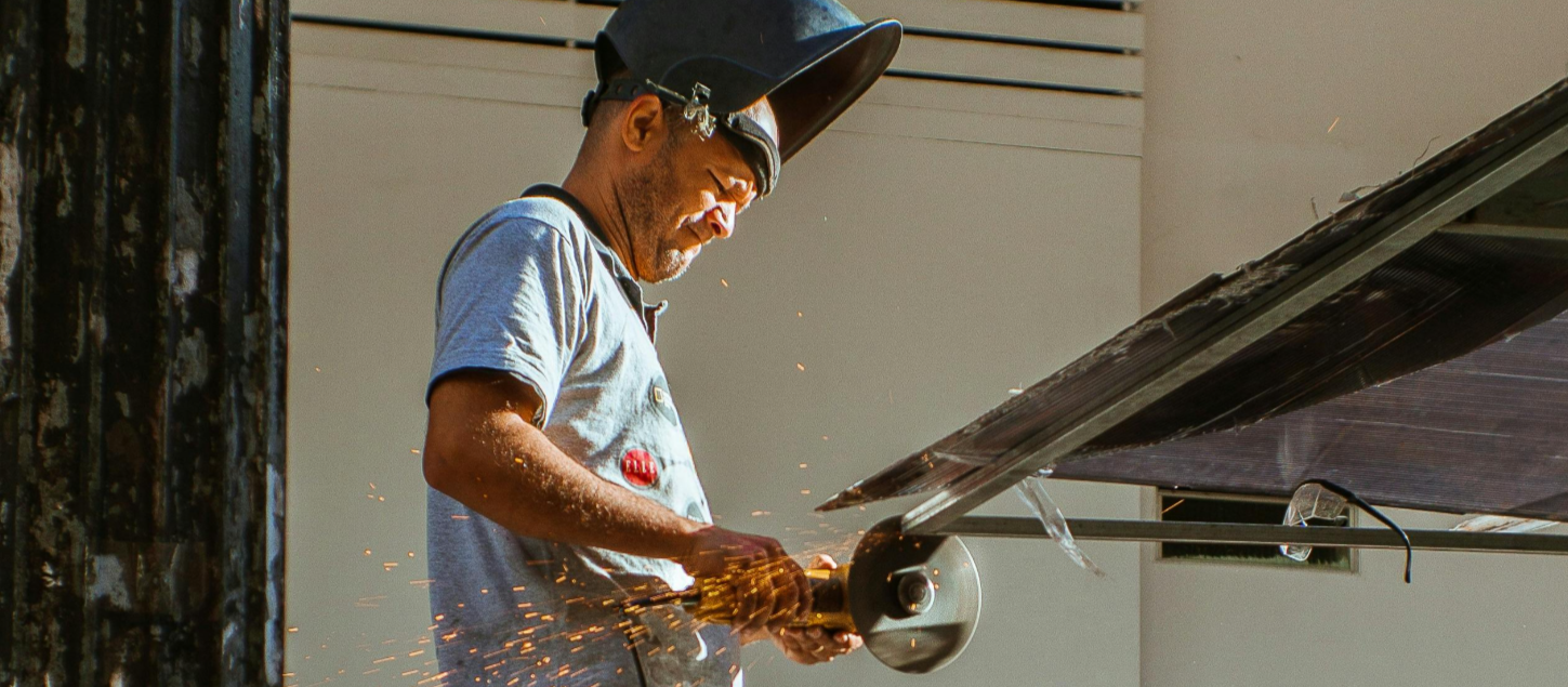 Desemprego fica em 5,4% no trimestre terminado em janeiro; 5,9 milhões de pessoas buscam trabalho