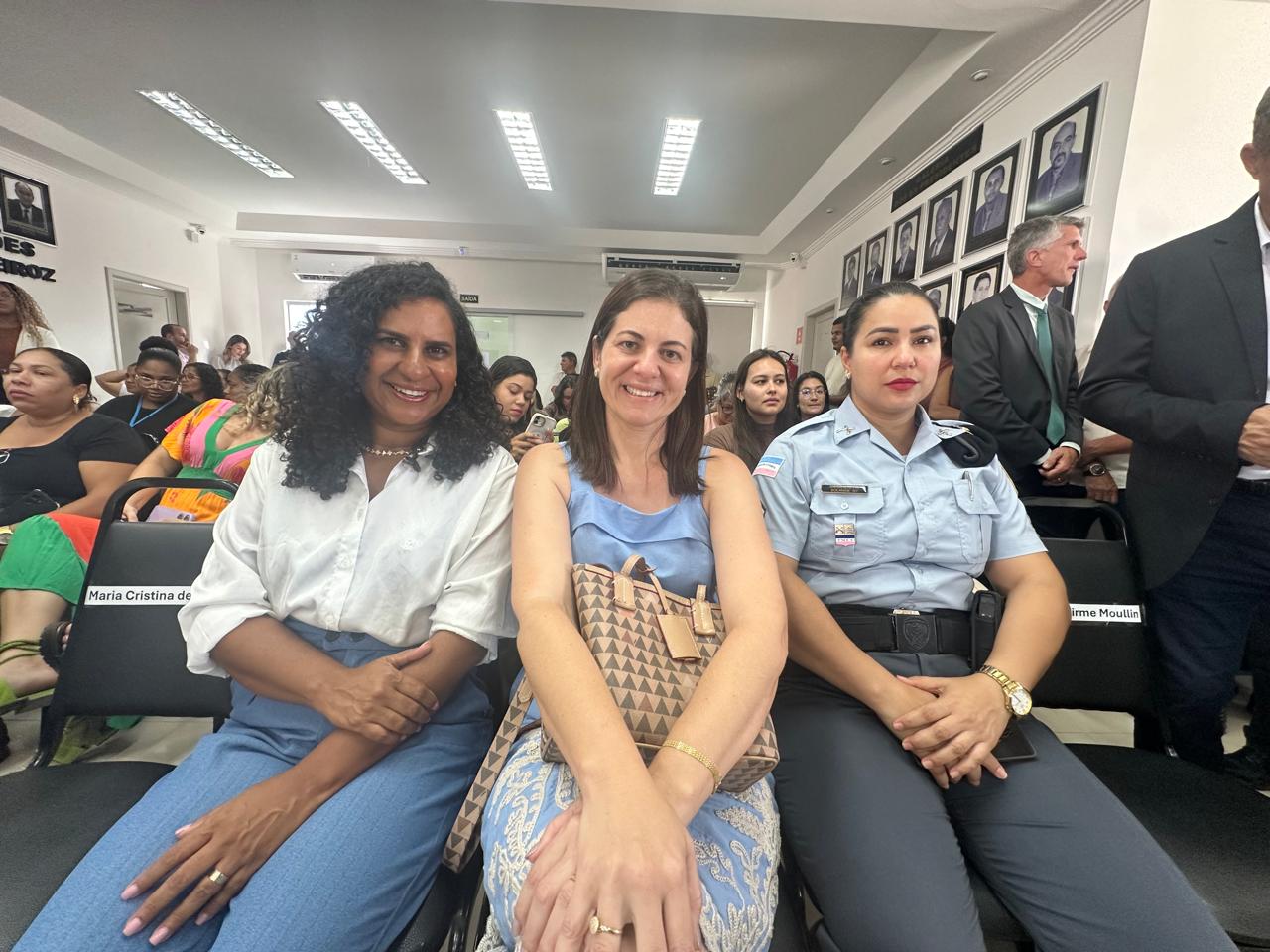 Câmara de Jaguaré realiza Sessão Solene em homenagem às mulheres e lança campanha de enfretamento à violência 24 WhatsApp Image 2026 03 13 at 15.46.57 5