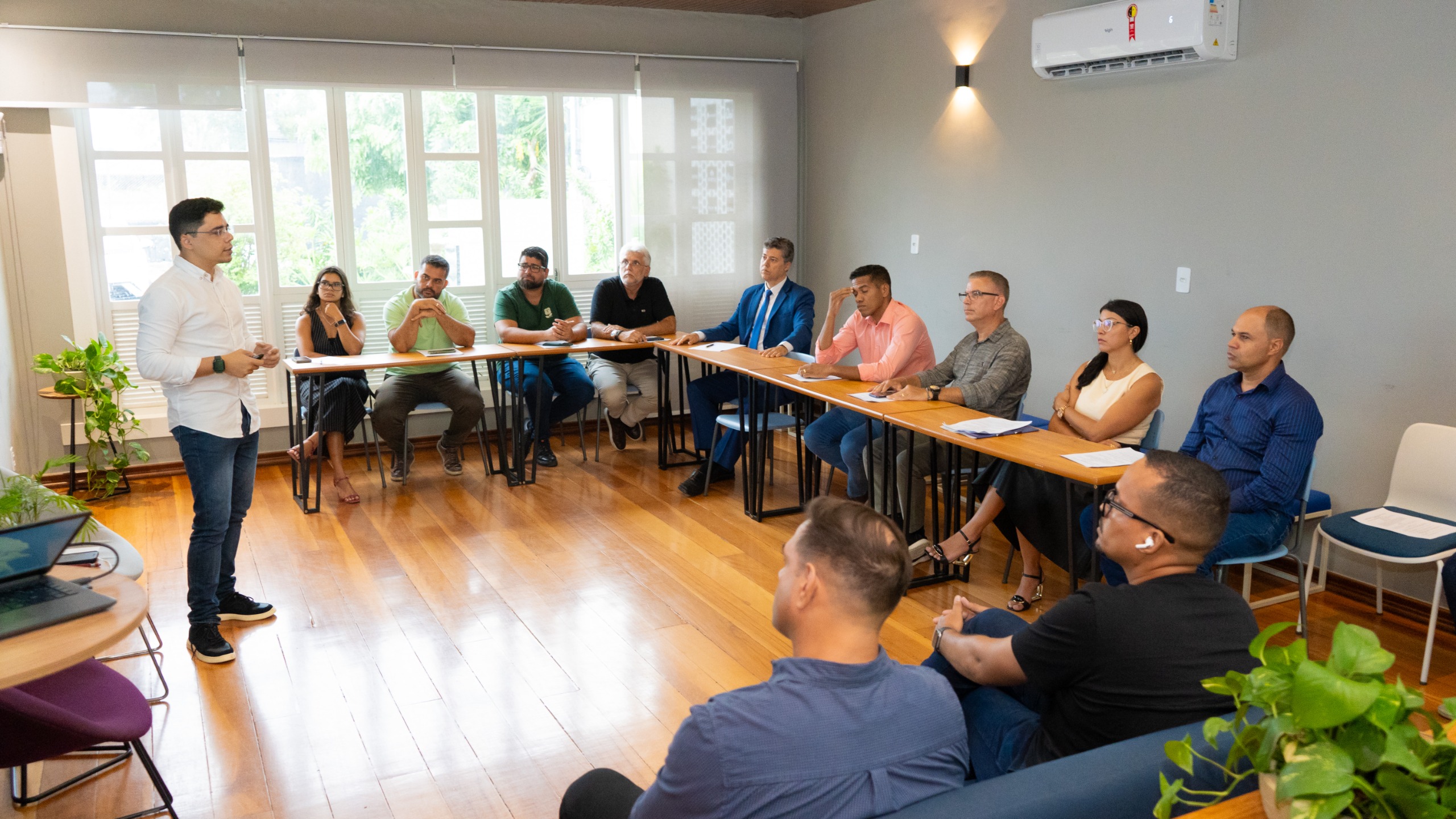 a97da629b098b75c294dffdc3e463904