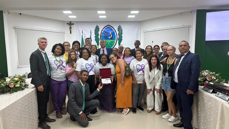 Câmara de Jaguaré realiza Sessão Solene em homenagem às mulheres e lança campanha de enfretamento à violência 9 vereadores ja02