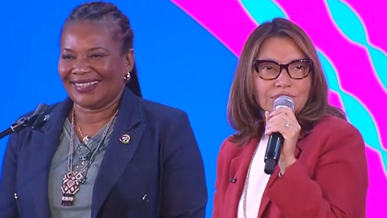 Janja e Margareth durante discurso na 6º Teia nacional dos pontos de cultura (Foto/reprodução: Gov)