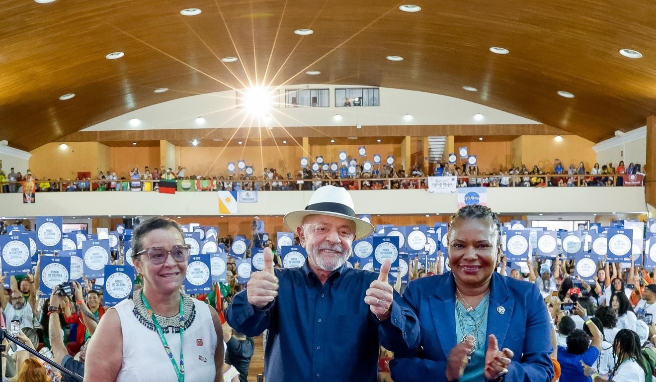Presidente Lula e ministra da Cultura Margareth Menezes em Aracruz no ES